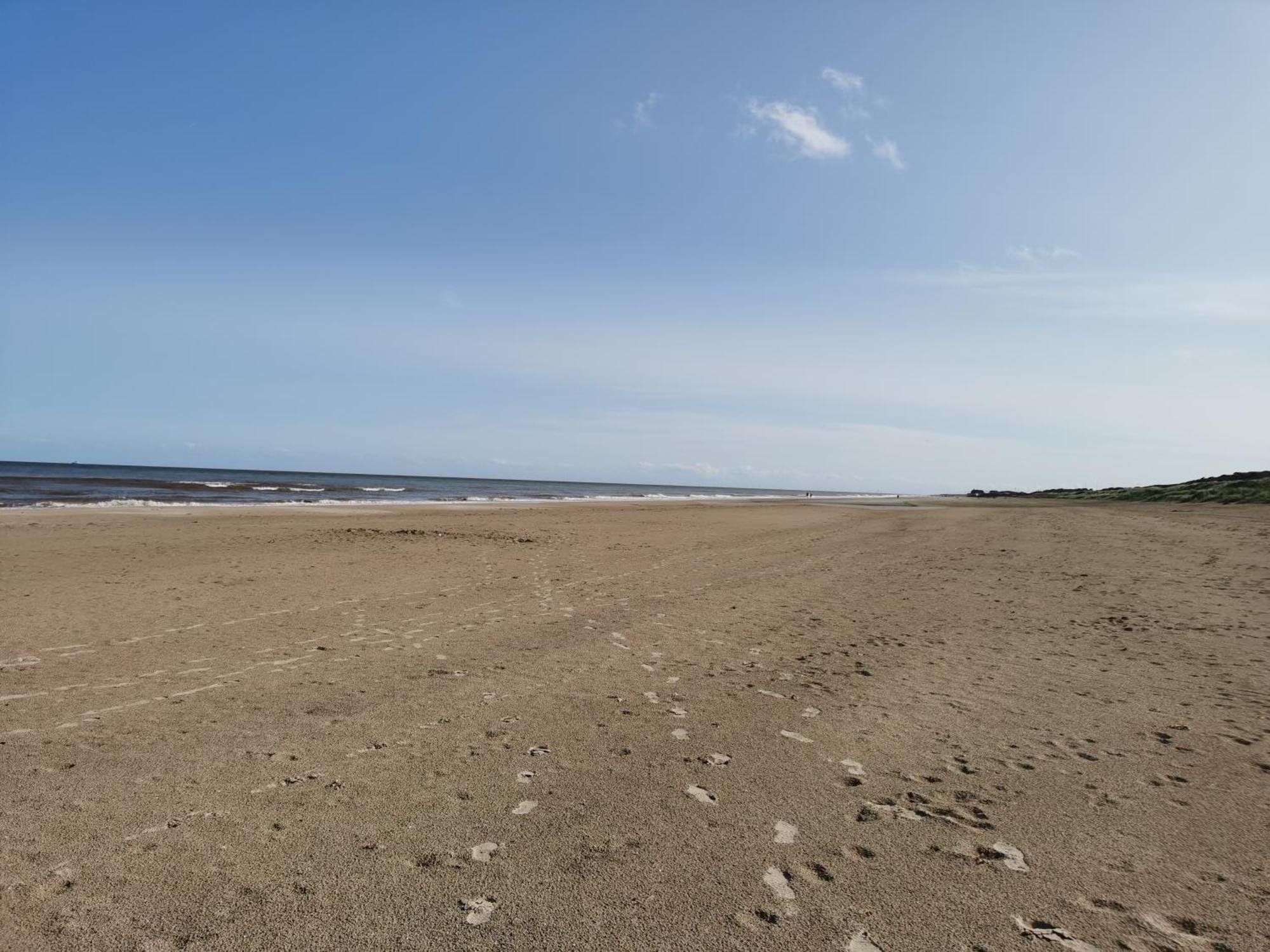 Golden Sands Beach Activities Sea Holiday Relax Mablethorpe Kültér fotó