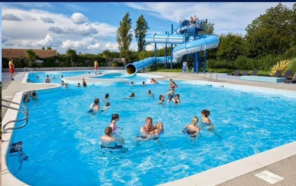 Golden Sands Beach Activities Sea Holiday Relax Mablethorpe Kültér fotó